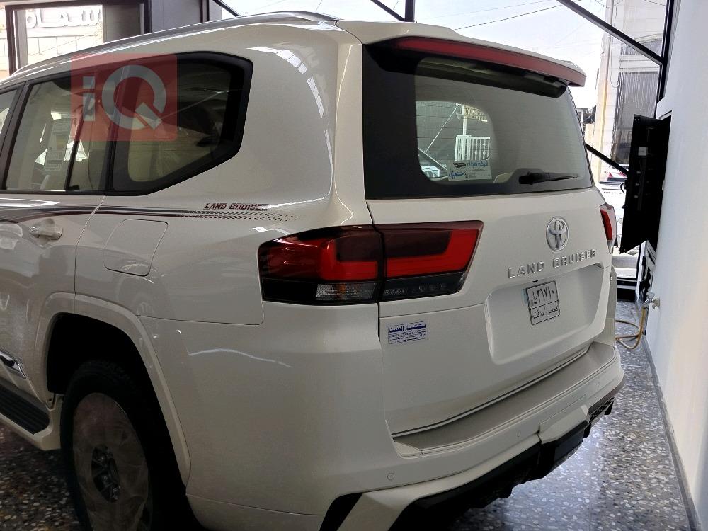 تويوتا لاندكروزر